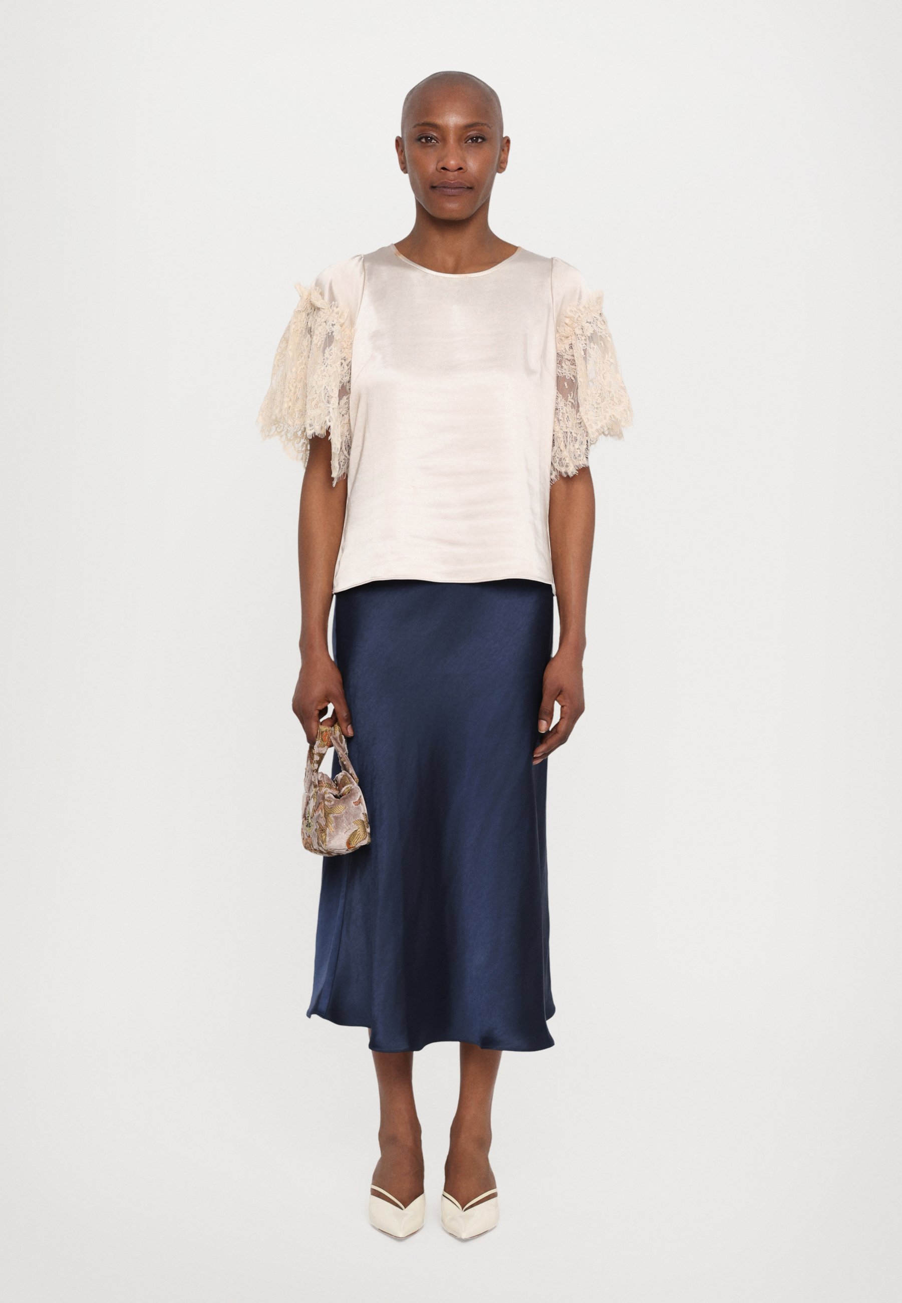 売れ筋商品|||デザイナーズリミックス シャツ レディース トップス IOLA - Blouse - cream DESIGNERS REMIX IOLA - Top - cream/off-white - Zalando.co.uk