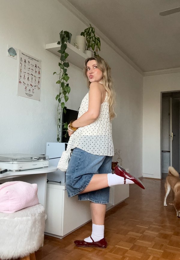 kicsitunder