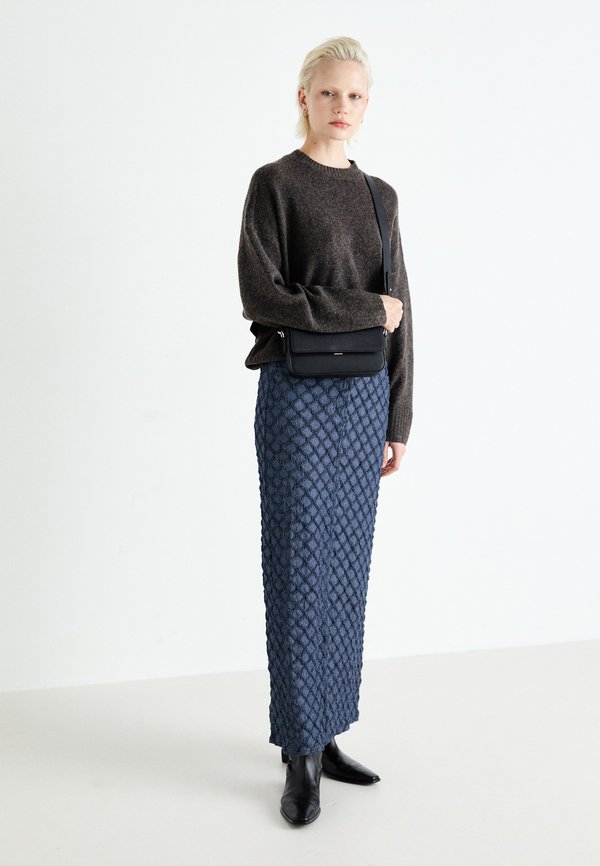 SELECTED FEMME Vrouwelijke leren rok mini, zwart, 36