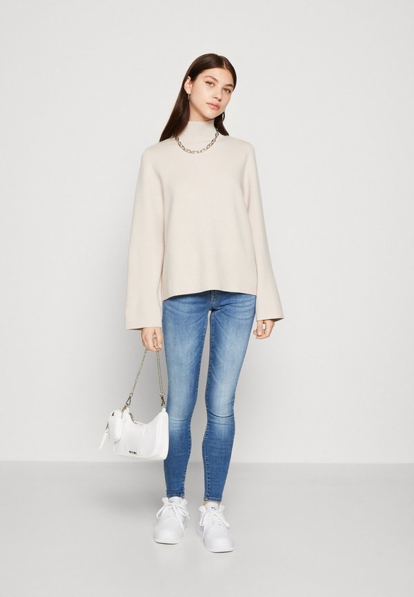 Objreynard O Neck Pullover Silver Gray