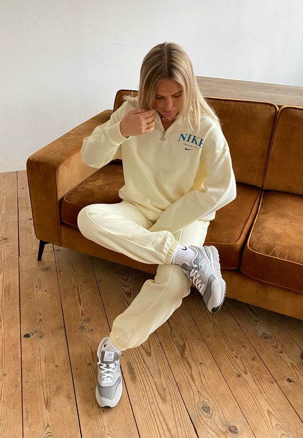kellyflint