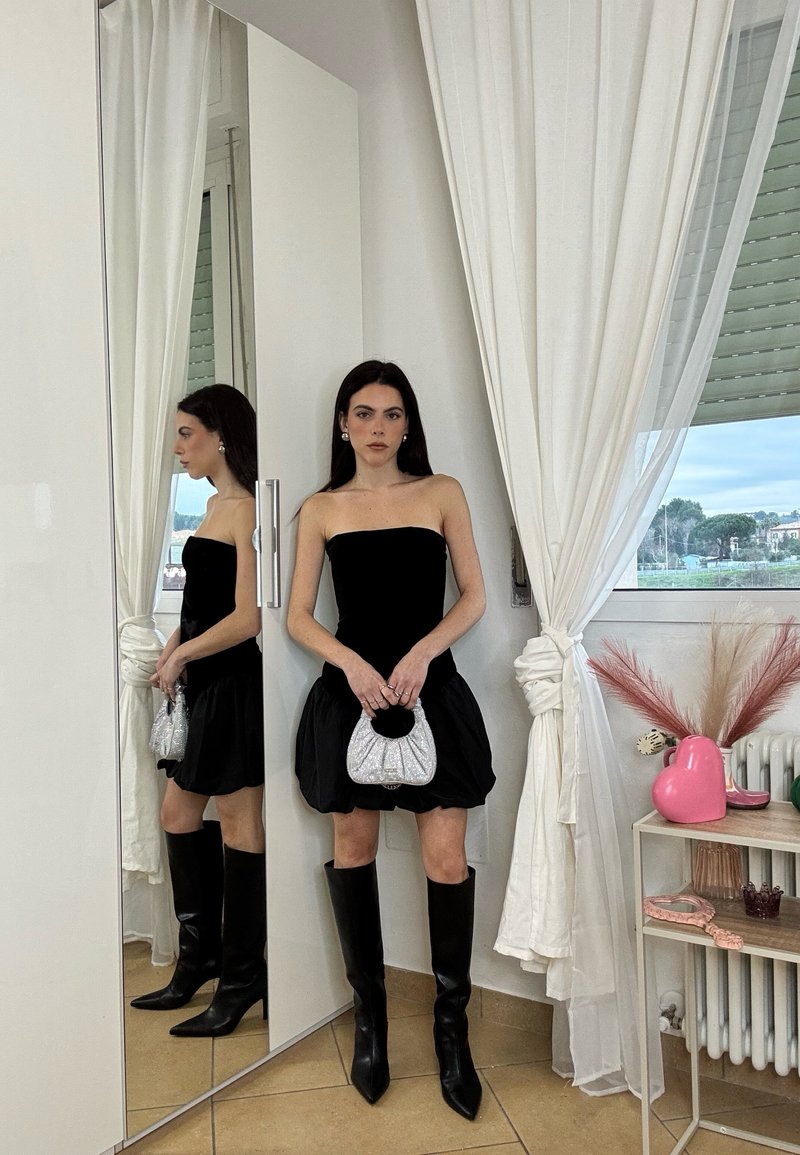 selene_querulo