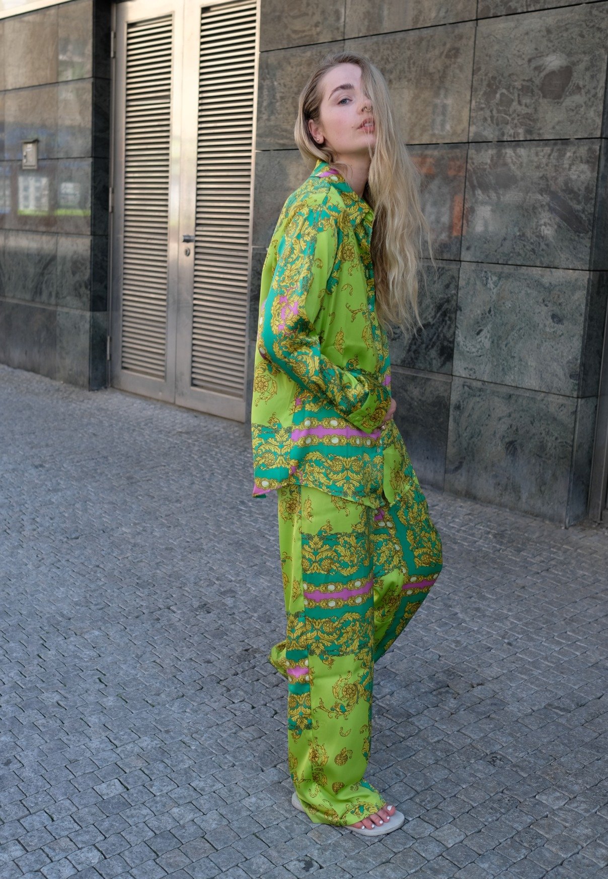 Donna Valentino Sandalo infradito con anelli e borchie 5mm Tan | Sandali »  VillAdriani