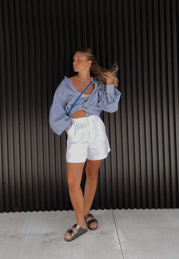 lara__brucker