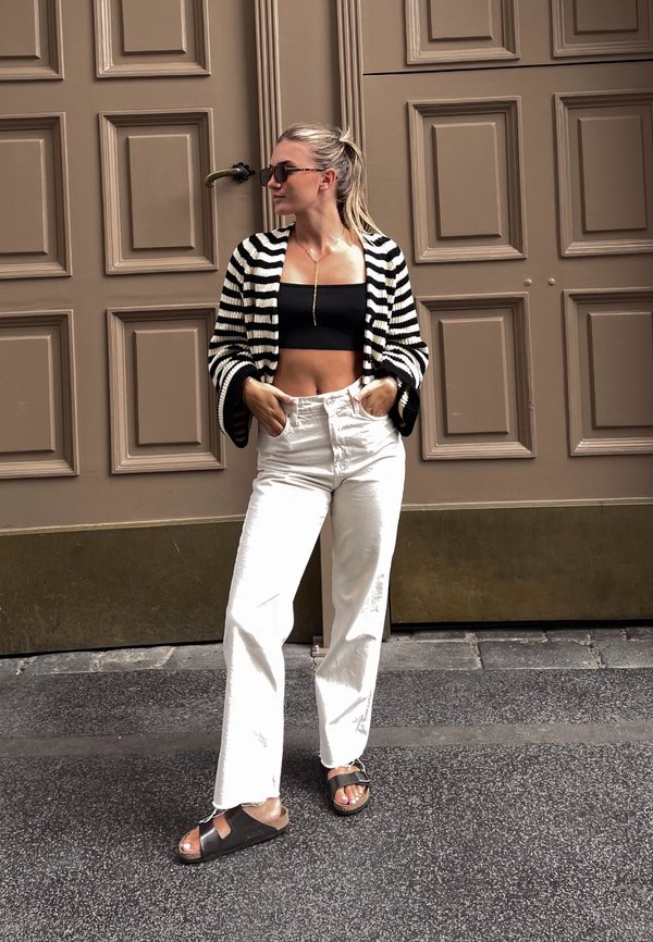 lara__brucker