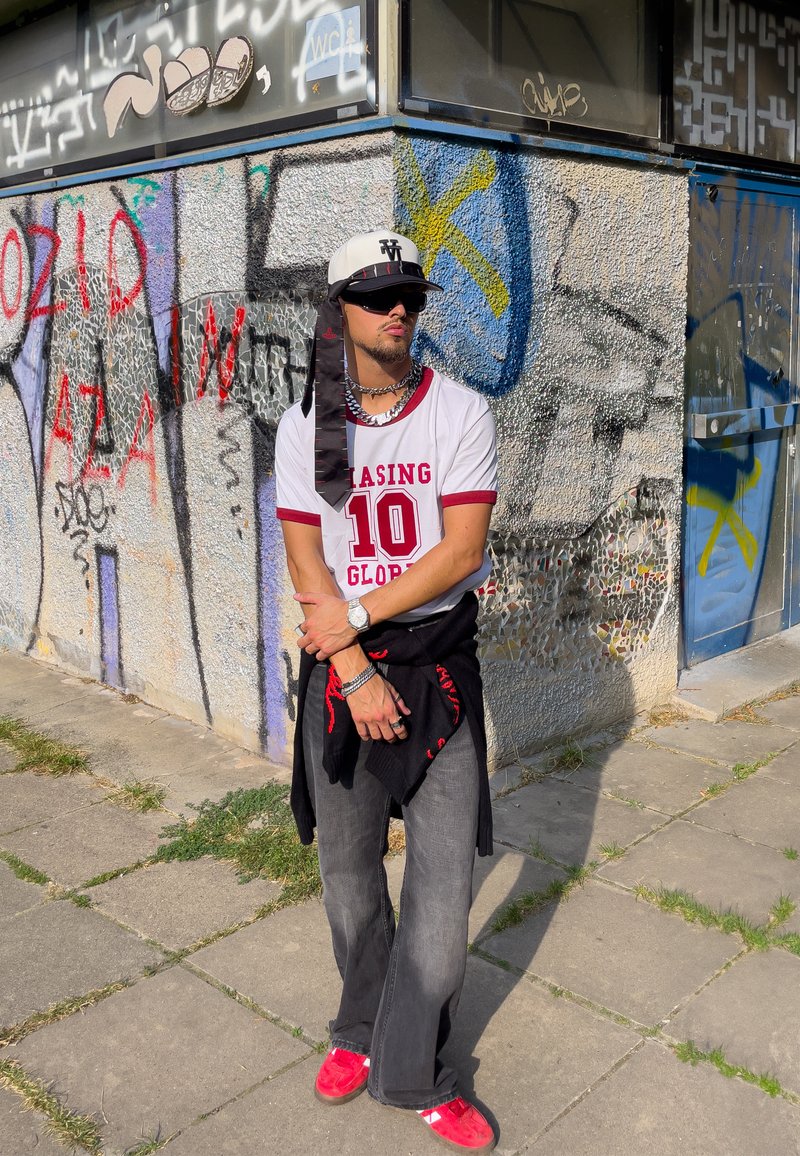 dominik_messenger
