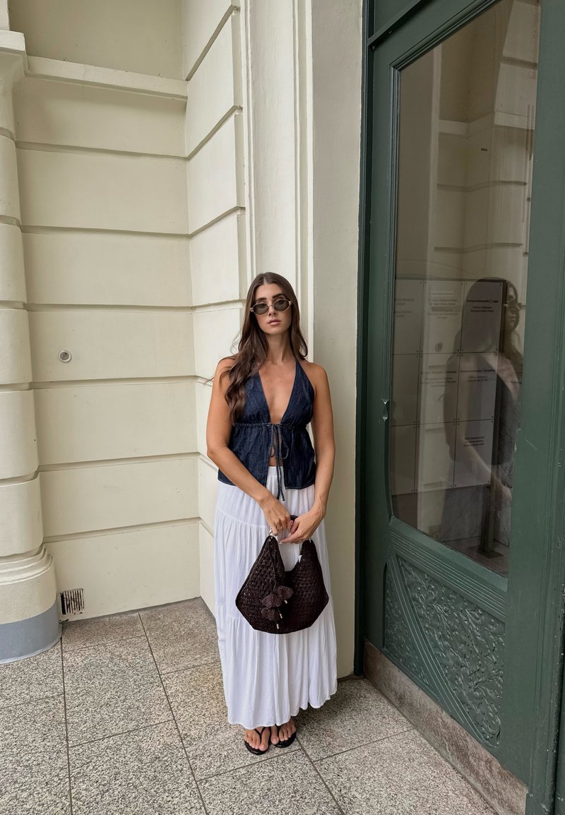 tara.emma