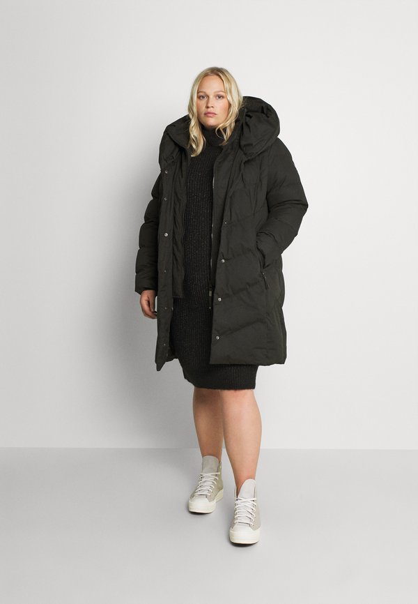 string pale putty egret