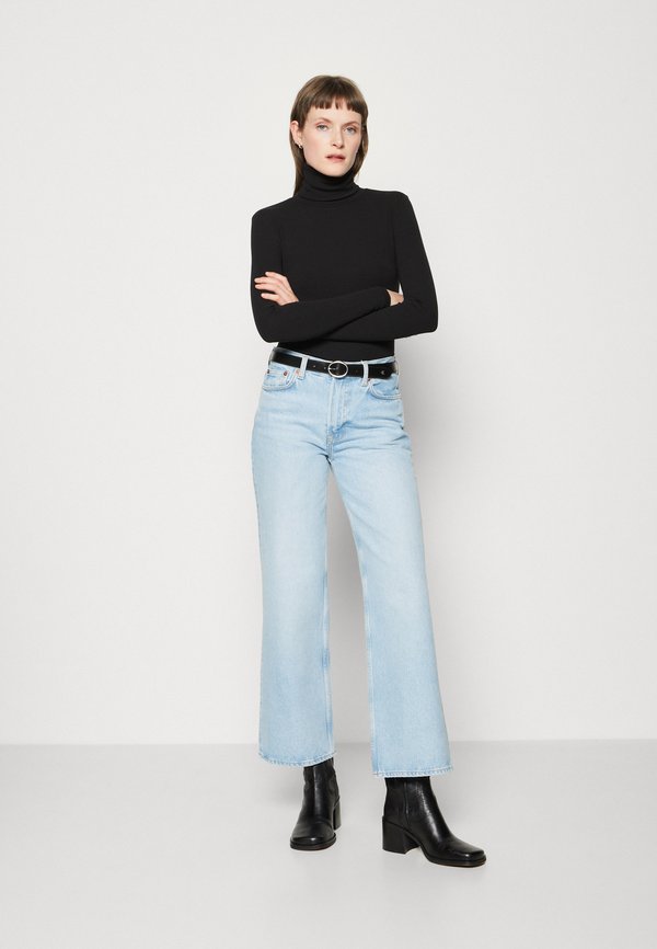 zign platform ankle boots