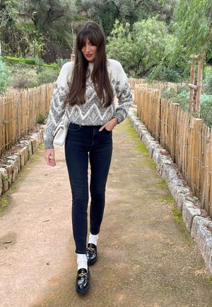 Vanessa Bruno en ligne | Nouvelle collection sur Zalando