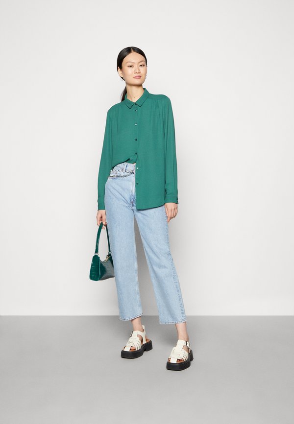 Pieces PCBIANCA CHAIN WAIST BELT Taillengürtel silvercoloured