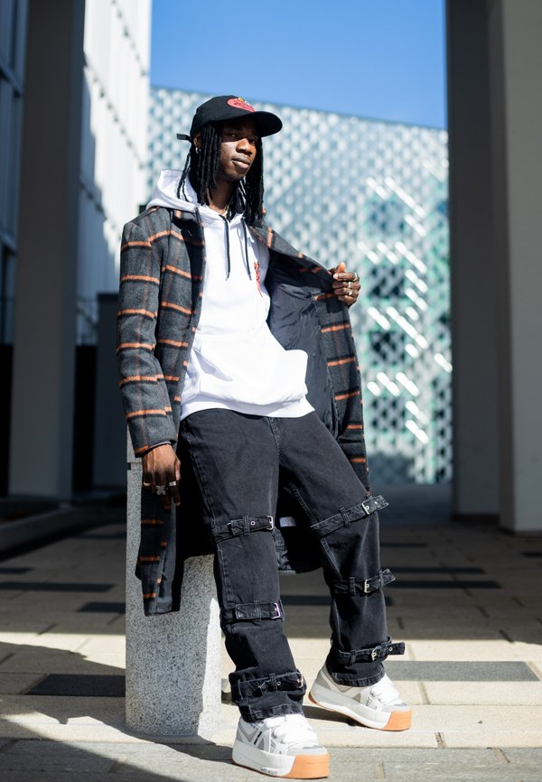 elvis_thomas5