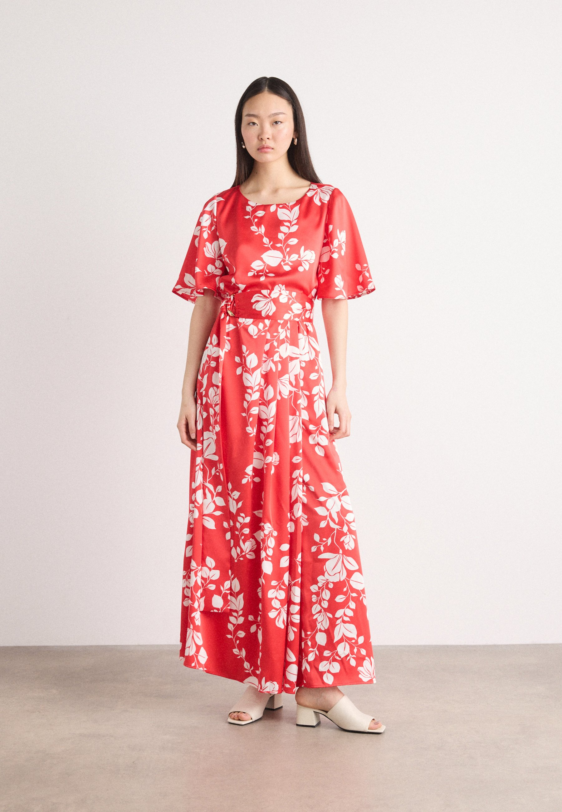新作セール Kate spade マキシ Dotty Floral Flounce Dress Dotty Floral Flounce Dress | Kate Spade Outlet