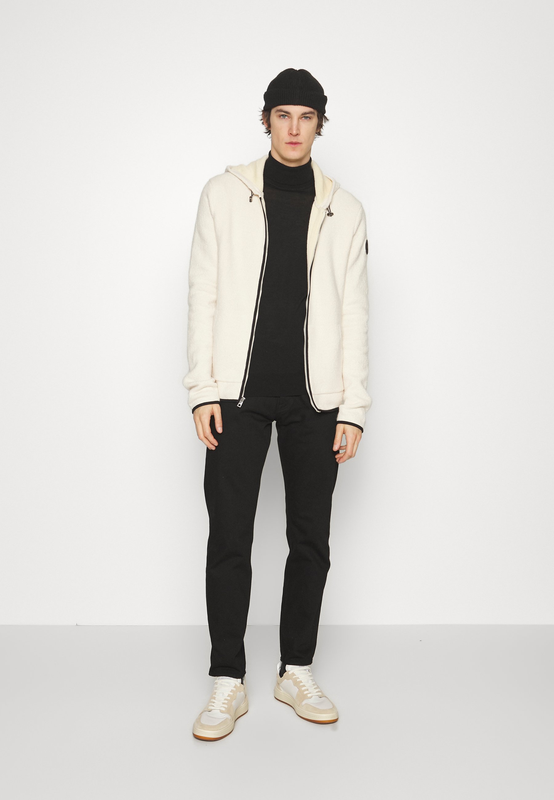 Donkerblauwe SELECTED HOMME Trui SLHBERG CREW NECK NOOS