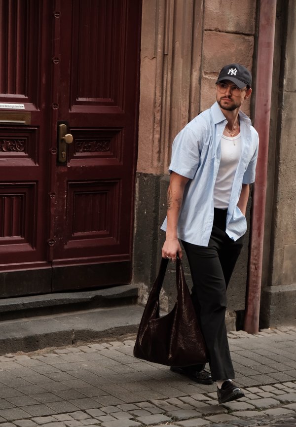 leon_vvl