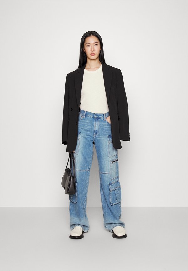 McQ Alexander McQueen SHOULDER Handbag darkest black/black Zalando.de