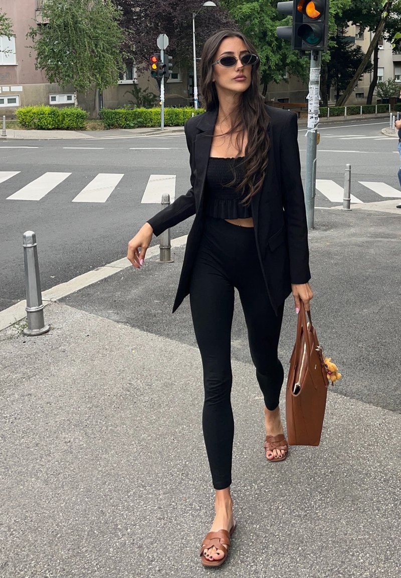 saravida_