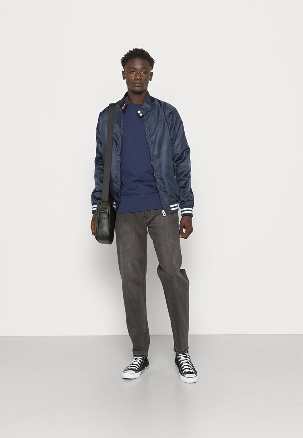 Calvin Klein CODE CAMERA BAG Fototasche black/schwarz Zalando.de