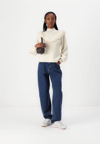 ONLY Onljayden LS Maglione Donna A Spalle Scoperte – Morbido, Elastico, Lavabile, Taglio Moderno