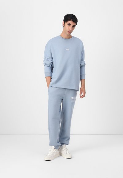Hugo Naviu Sweatshirt | David Jones