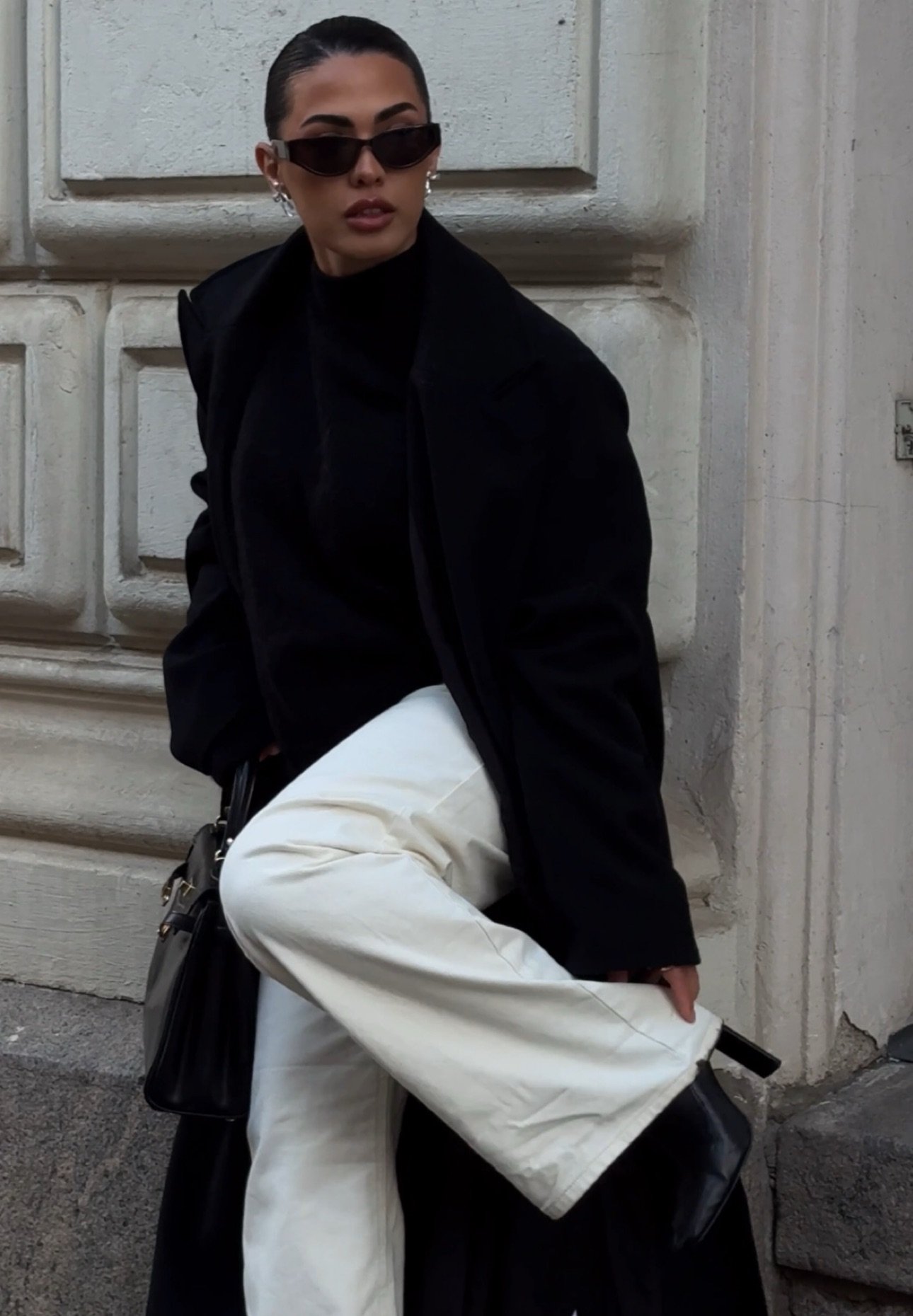 MOSCHINO PONCHO - Cape - black - Zalando MOSCHINO PONCHO - Cape - black - Zalando