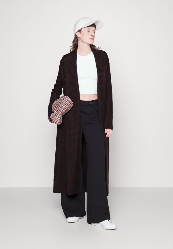 BDG Urban Outfitters SCOOP BABY TEE TShirt basic bright blue/blau