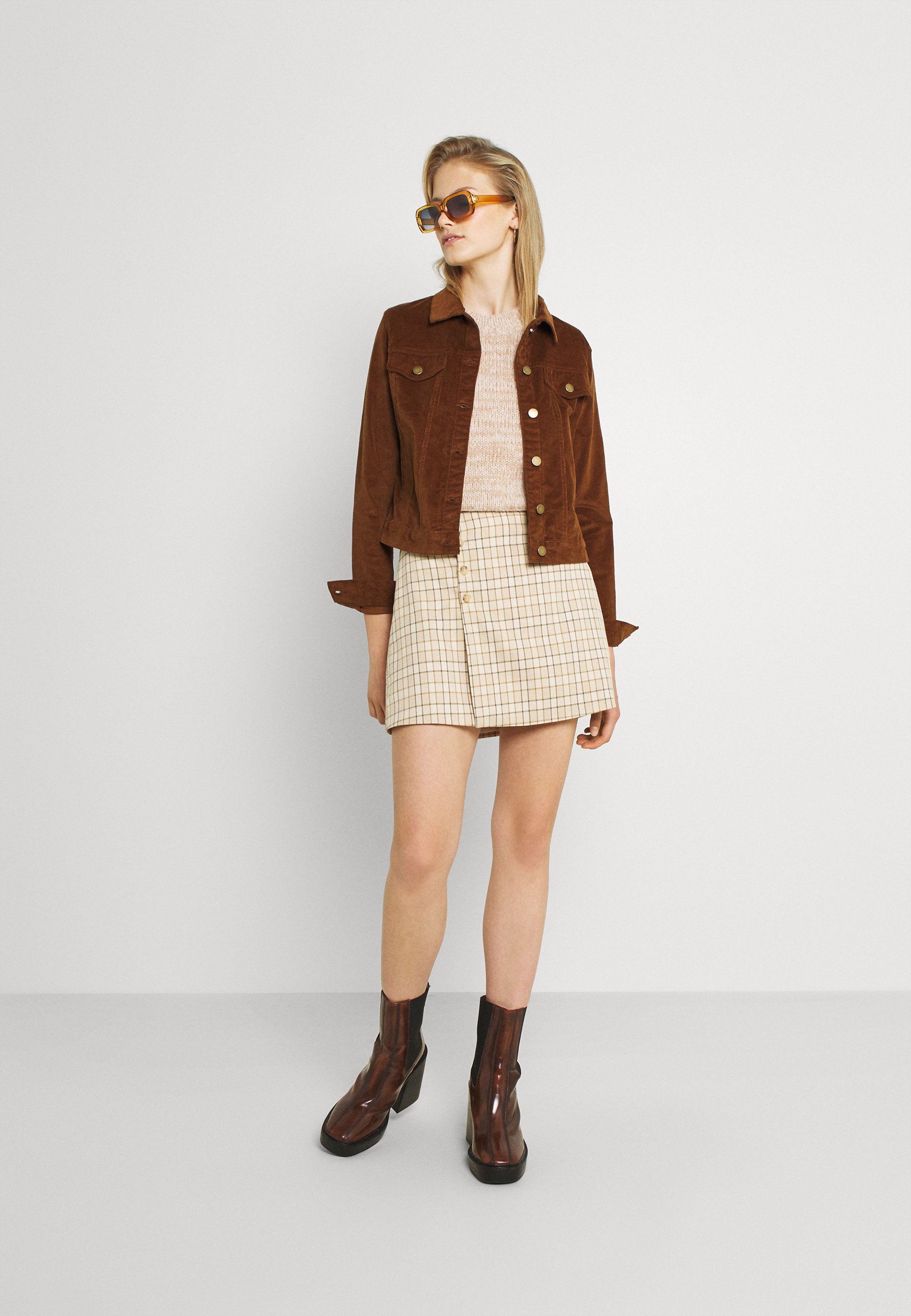 Vero Moda VHOTSOYA JACKET - Chaqueta fina - port royale/burdeos - Zalando.es