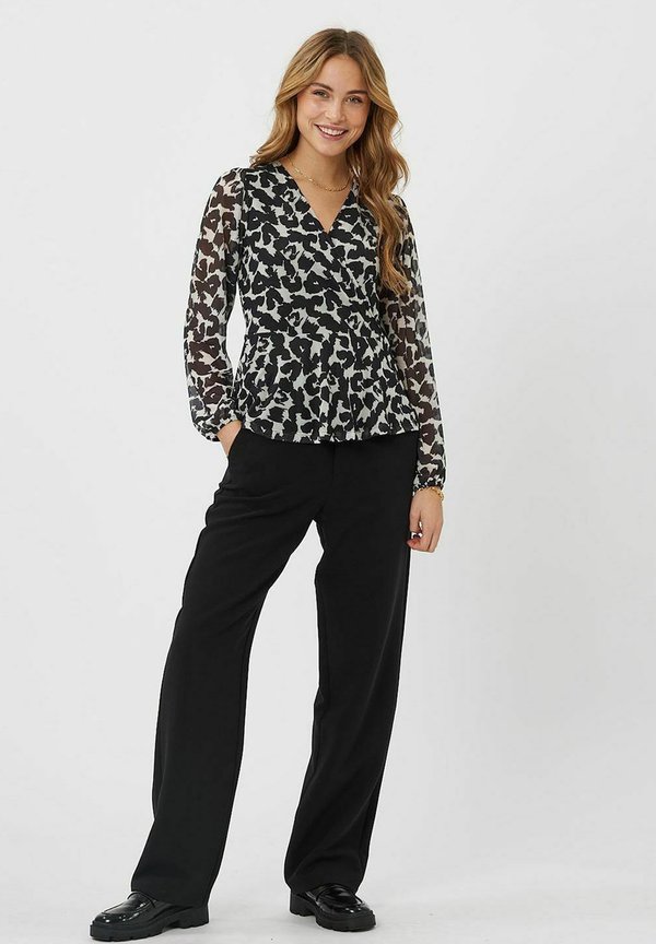 Moves by Minimum - Mandi Blouse 4522 220424522 - 999 - Black