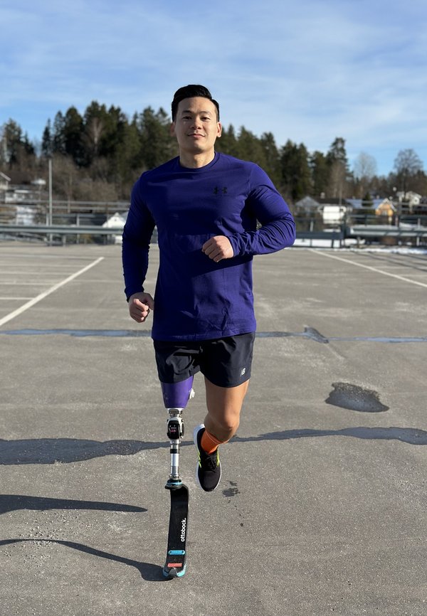 New Balance CORE RUN 5 INCH SHORT kurze Sporthose eclipse