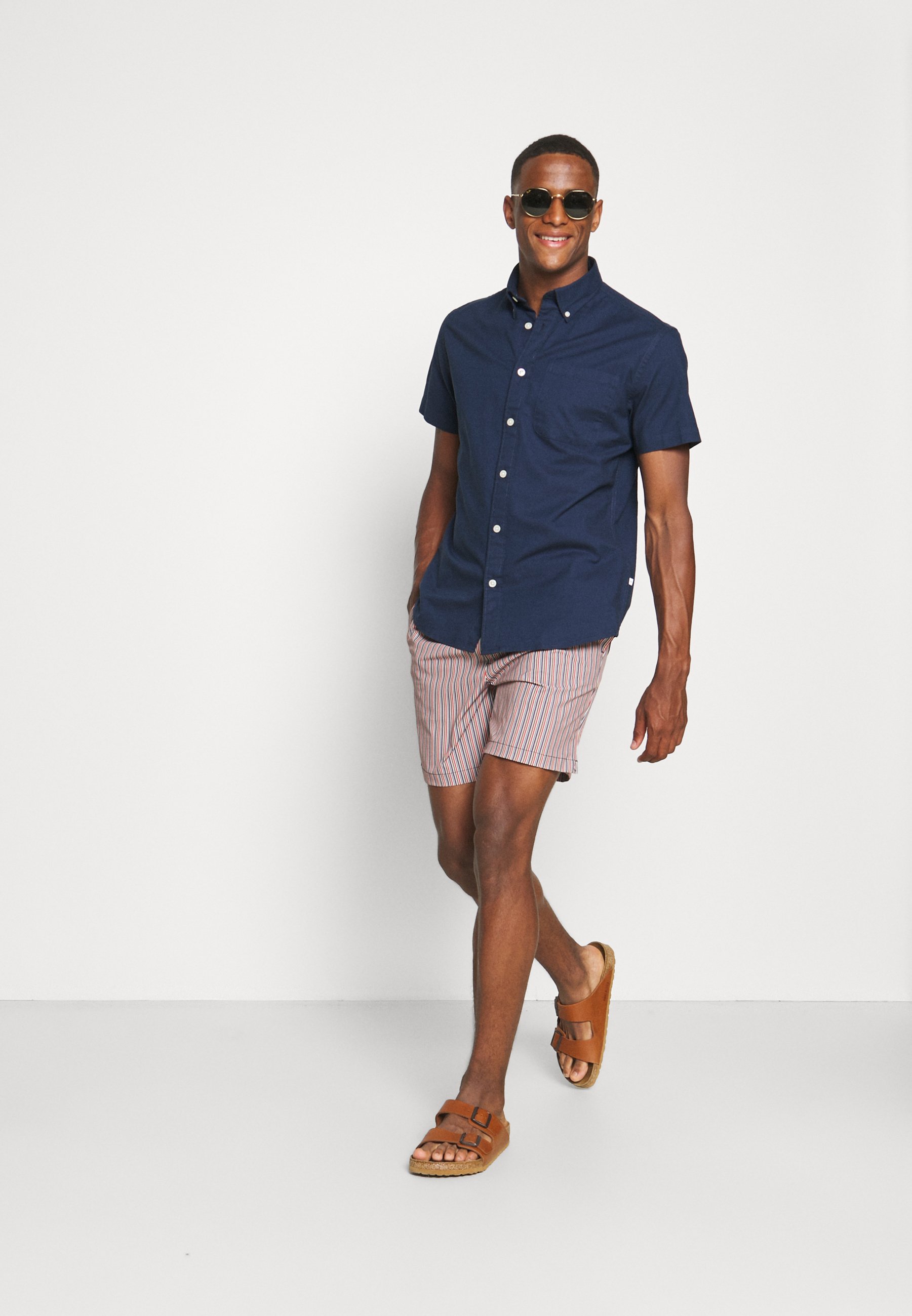 Outfit Pantalon Gris Hombre Casual Online Hotsell, UP TO 55% OFF |  www.bravoplaya.com