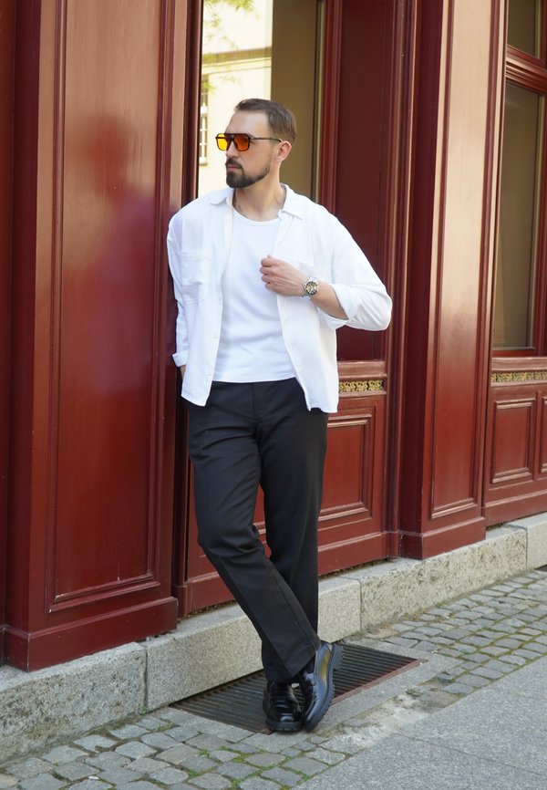 konradless