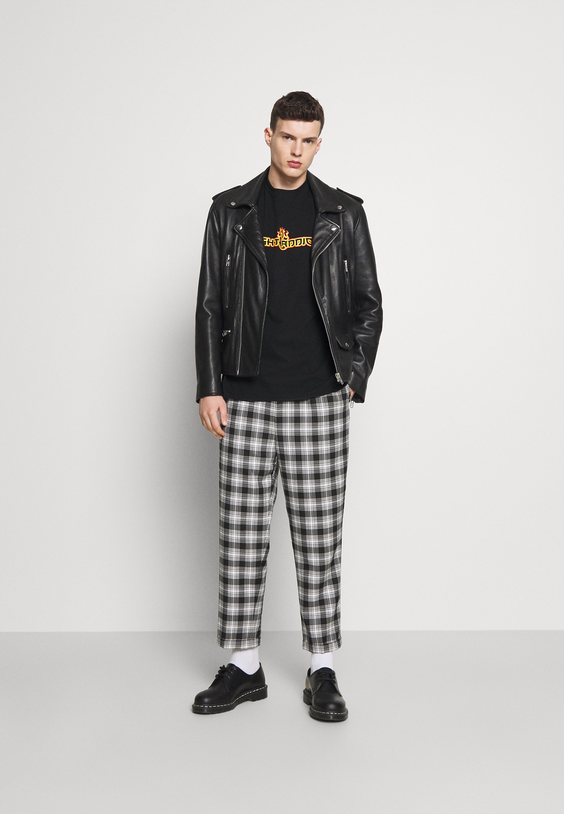 Versace Jeans Couture MARK - Camiseta estampada - black/negro - Zalando.es