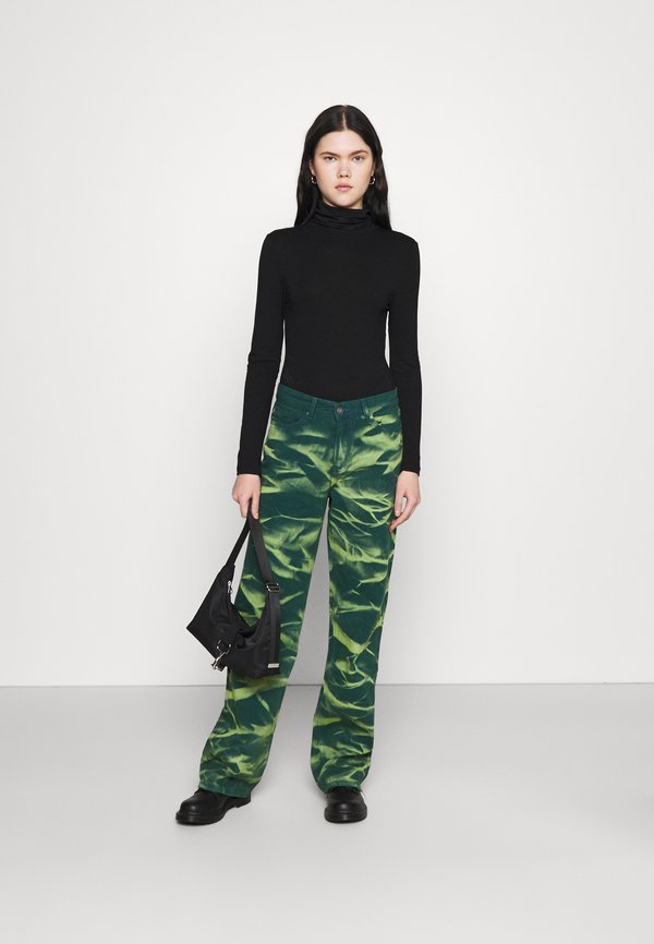 dr martens 1460 pascal mono white