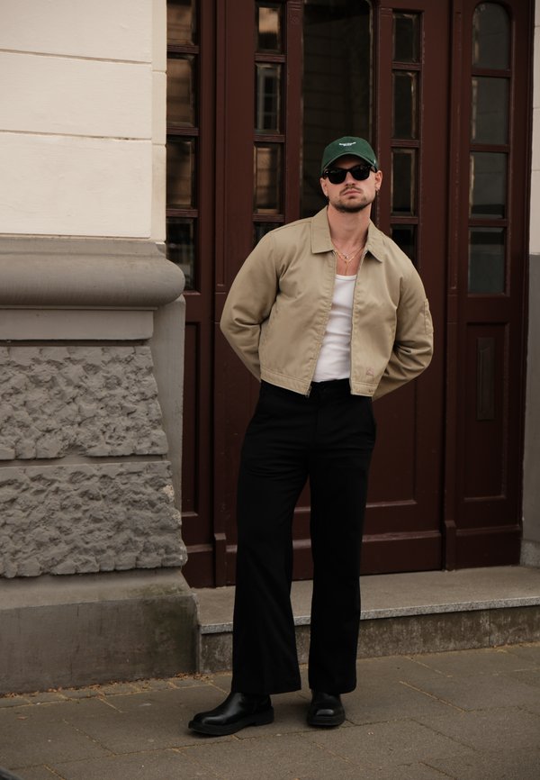 leon_vvl
