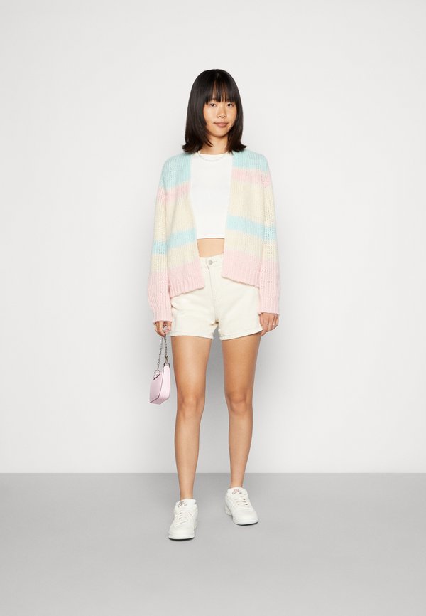 Coach CLOSURE PILLOW TABBY SHOULDER BAG Across body bag pink