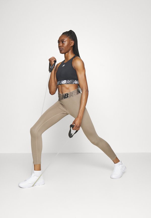 New Balance RELENTLESS CROP BRA SportsBH'er med medium støtte