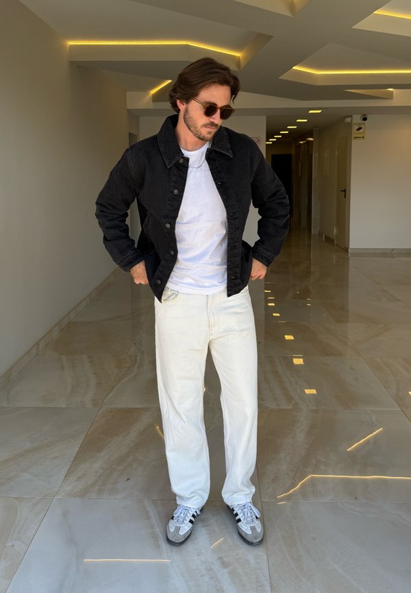 tomwilliamparis