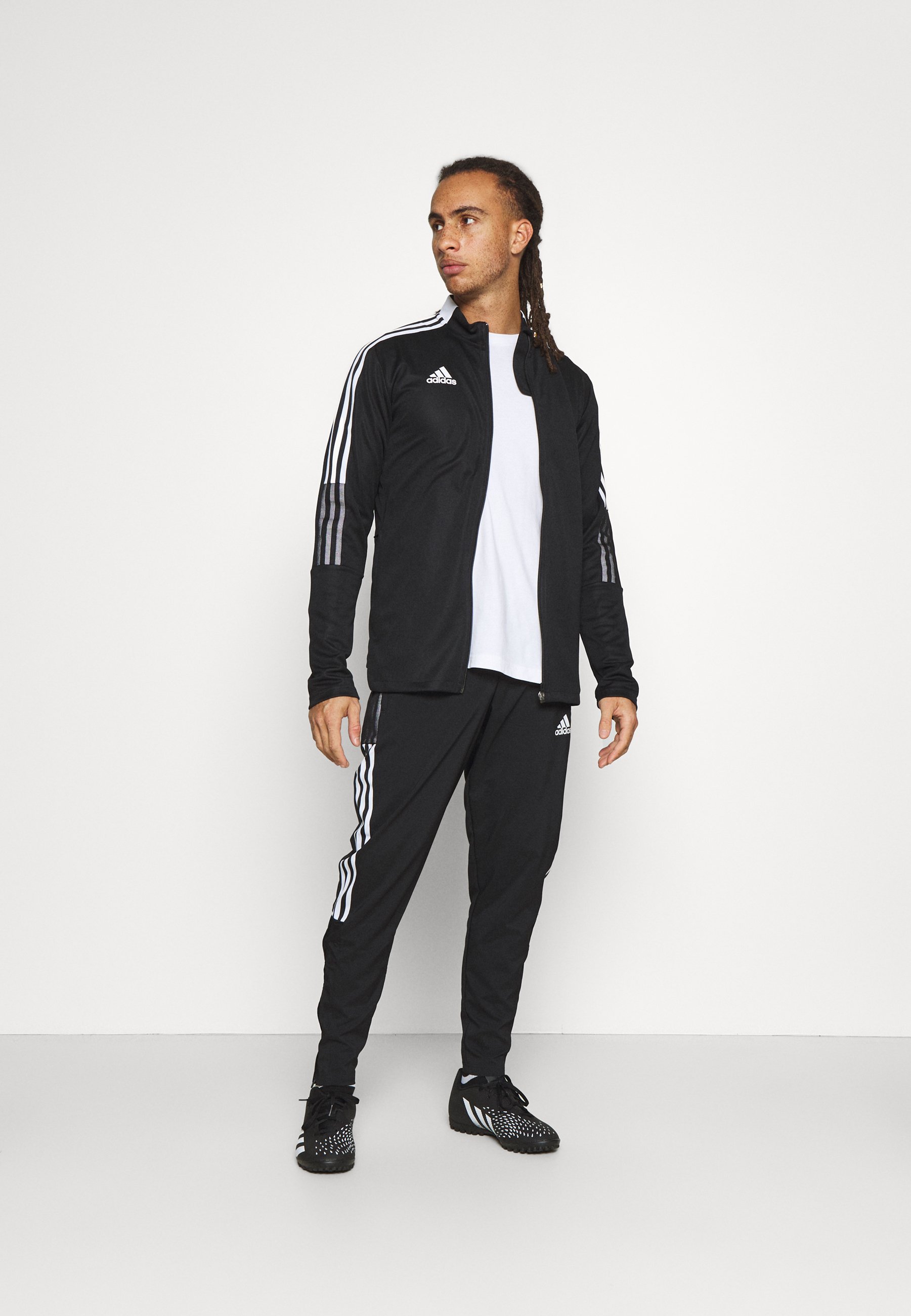 dv2447 adidas