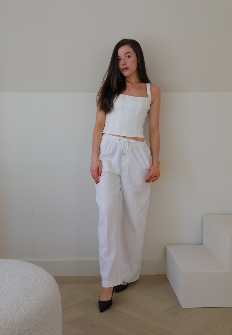 laurencemagaly