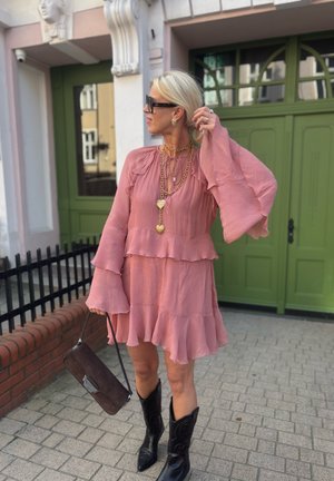 Robe Rose à Motifs Pour Femme - Marque Speechless - Taille XS - Neuve Avec étiquettes
