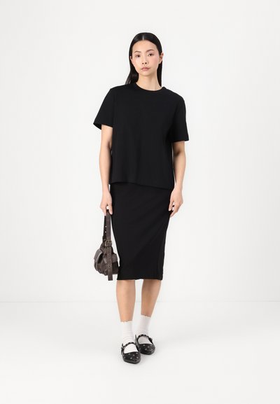 Gonna Tubino Nera Elegante Con Spacco - Vita Alta E Tessuto Elasticizzato Per Ufficio O Serata - Foto 3