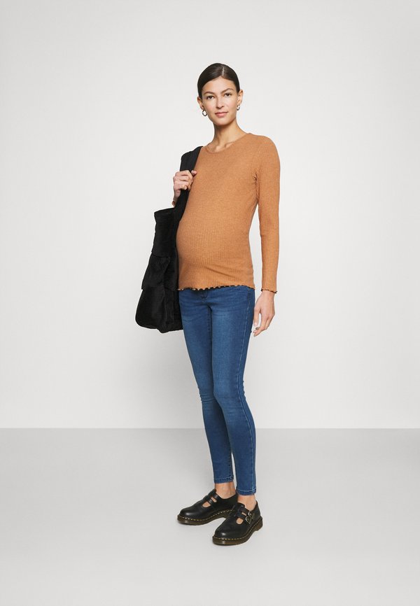 1461 3 eye shoe patent lamper