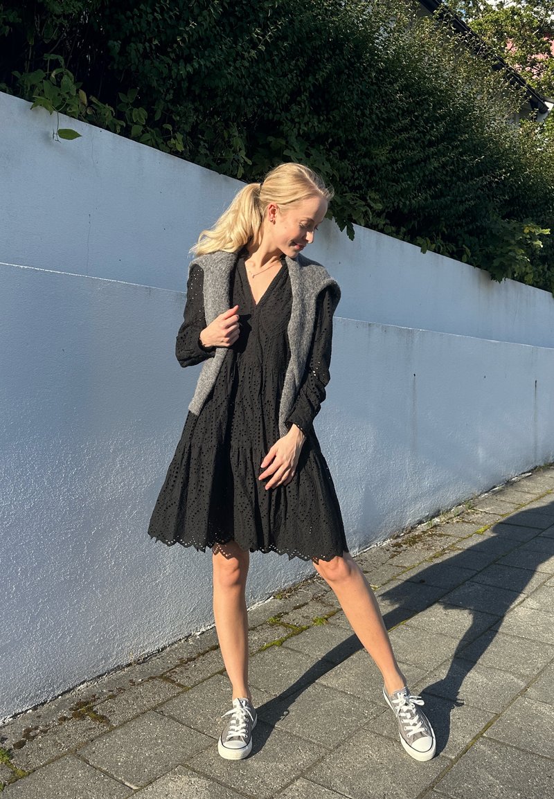 ByElisabethS