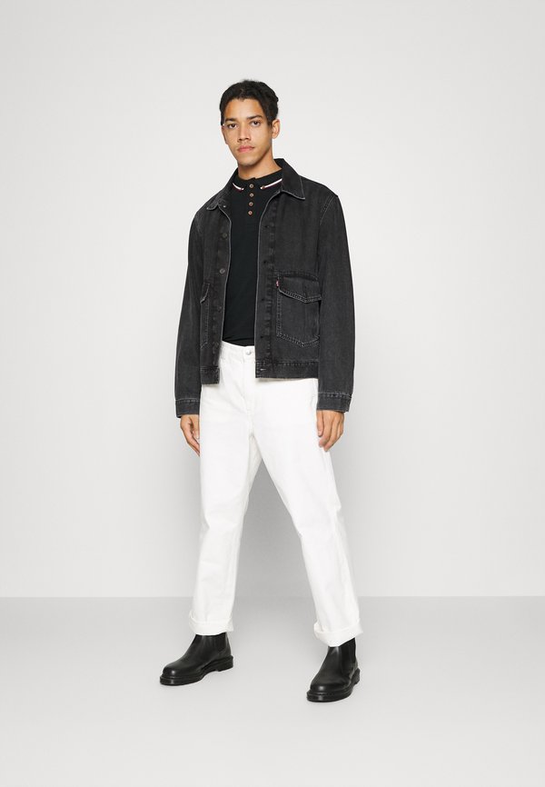 dr martens 2976 mono chelsea