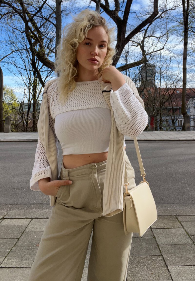 helenfiona_