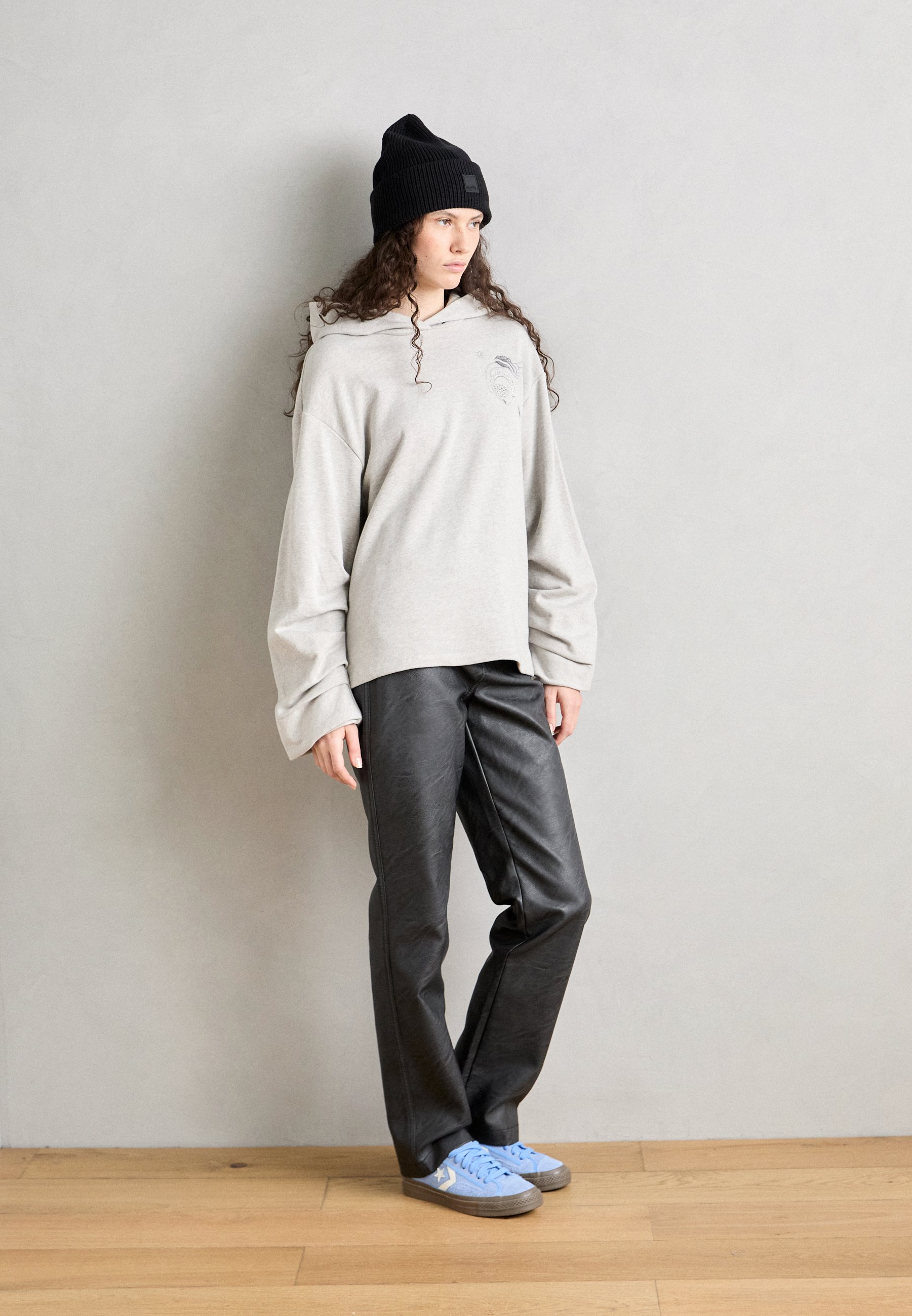 売れ筋商品|||マルコポーロ パーカー・スウェットシャツ レディース アウター HOODIE CAPE STYLE RELAXED FIT - Sweatshirt - mid stone melange Smokey Mid-Weight Hoodie Bone – Seager Co.