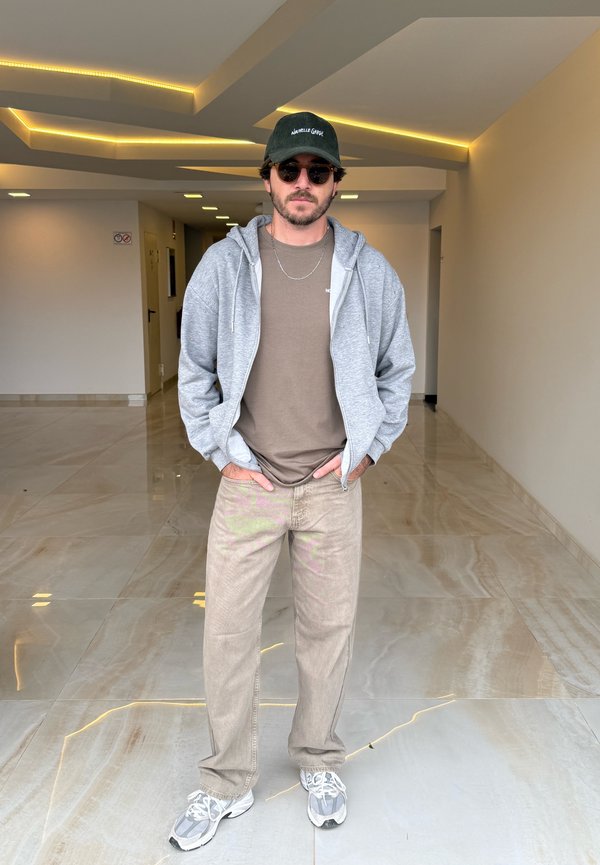 tomwilliamparis