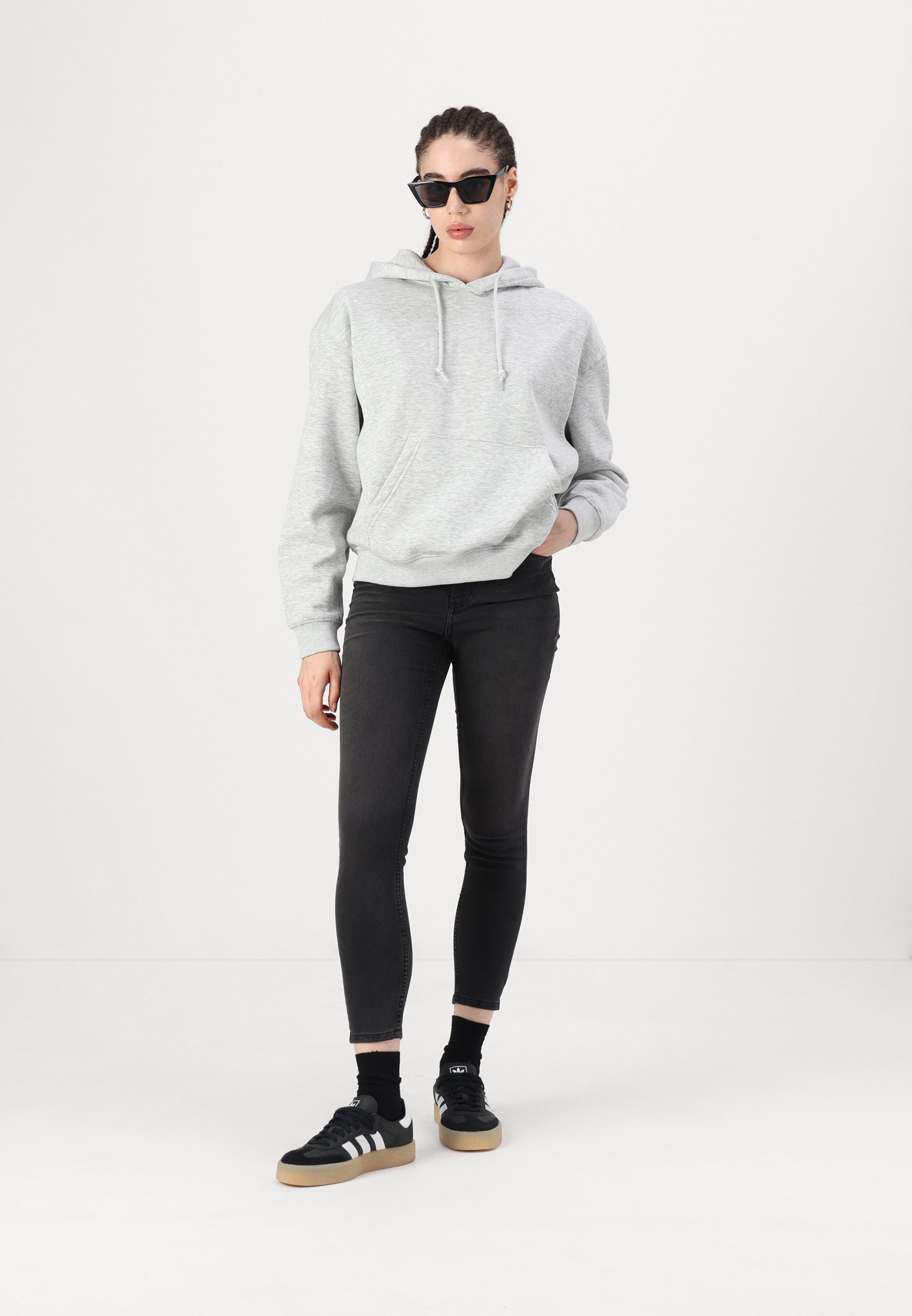 売れ筋商品|||ウィークデイ パーカー・スウェットシャツ レディース アウター IRINA HEAVY HOODIE - Sweatshirt - grey melange Weekday IRINA HEAVY HOODIE - Sweatshirt - grey melange/black