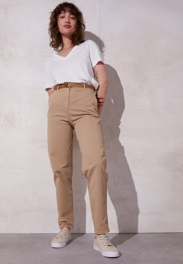 b.young Regular Chino trousers 'Bydays' in Black ABOUT YOU