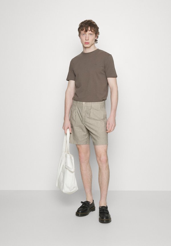 T-Shirt Jack &amp; Jones Uomo - Grigio Moonbeam, Collo Rotondo, Vestibilit&agrave; Lunga, Cotone Morbido